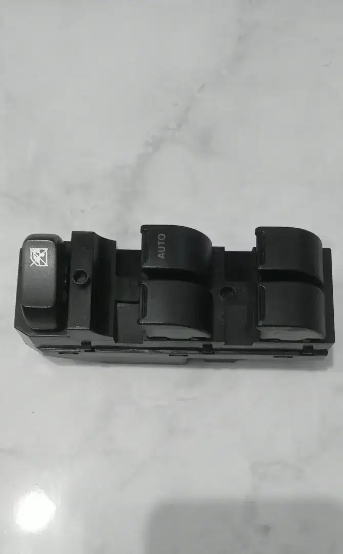 Switch / Tombol Power Window APV