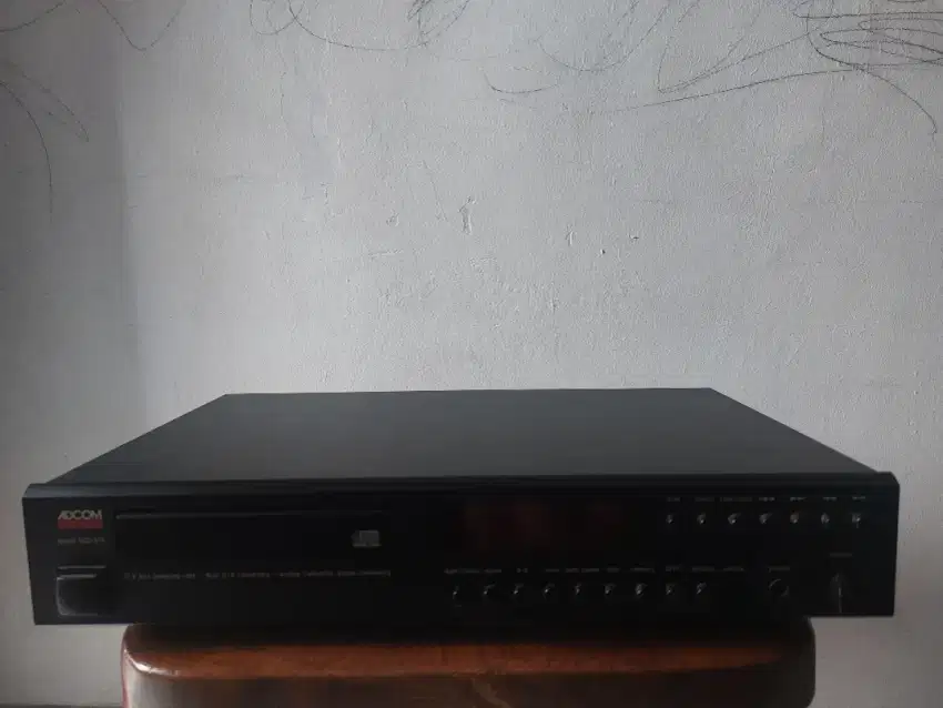 Cd Player Adcom GCD-575