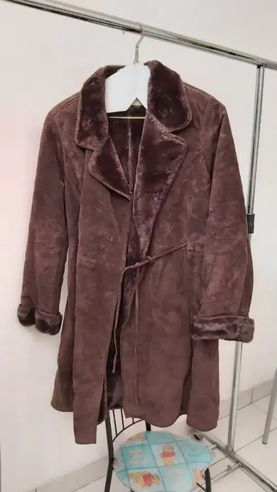 Dijual Jaket kulit wanita Preloved terawat