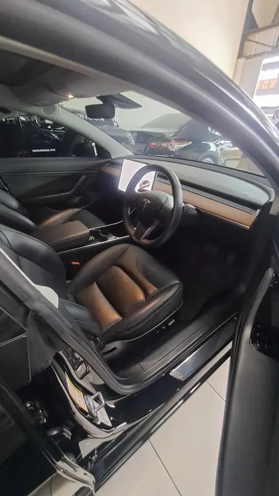 Tesla Model 3 Low Odo tahun 2020