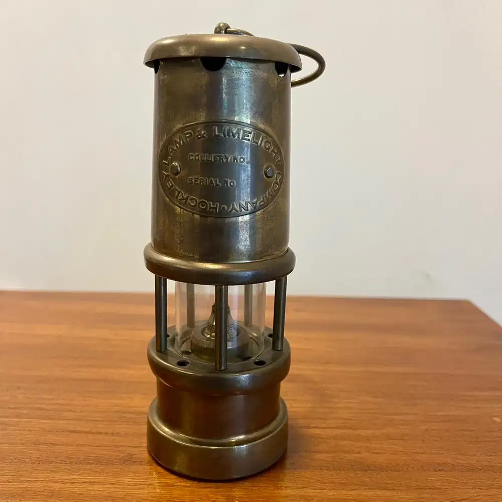 Lentara Eropa Kolektor Item