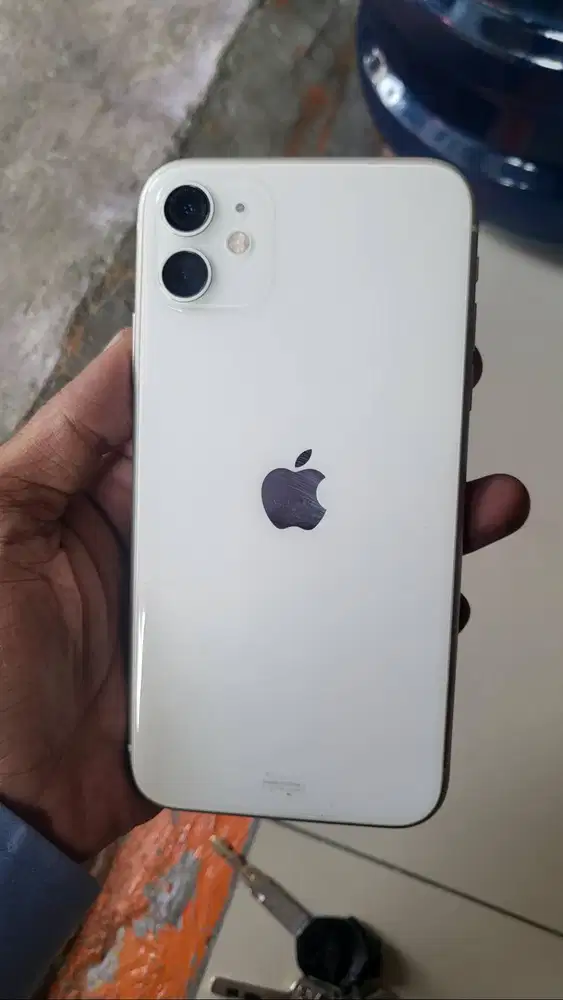iPhone 11 64GB inter bli dong