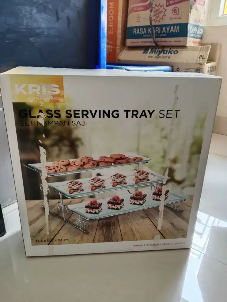 Serving tray susun rak kue kue