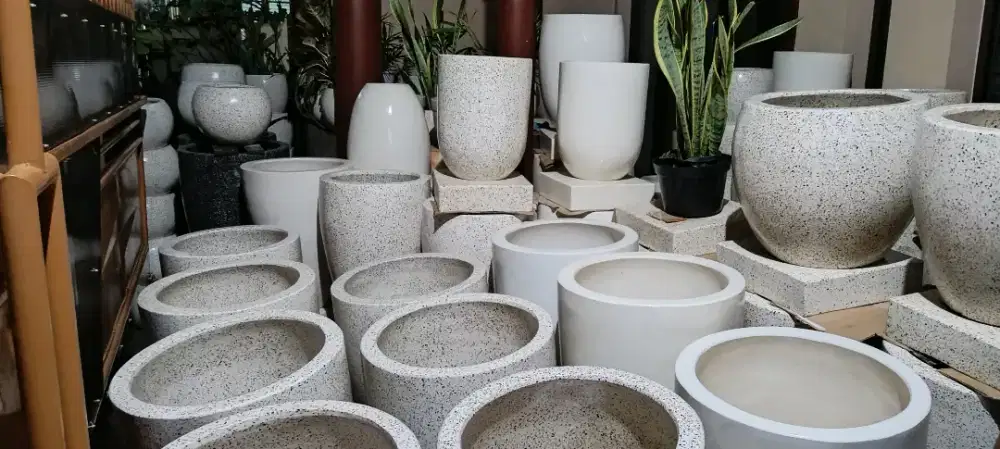 Gentong teraso atau bak mandi