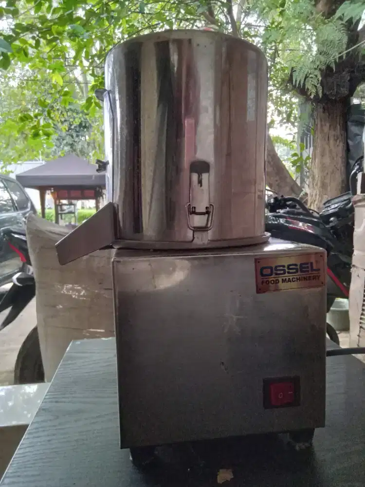 Alat Pencacah Sayuran Elektrik