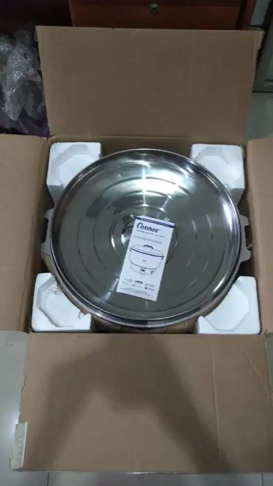 COSMOS penanak nasi tipe CRJ 3020