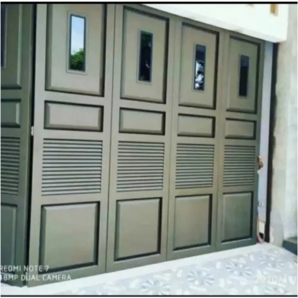 Pintuh henderson minimalis