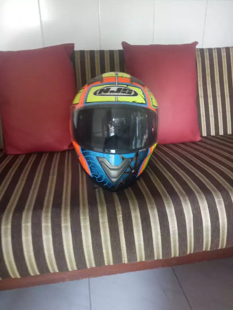Helm NJS tipe N 809