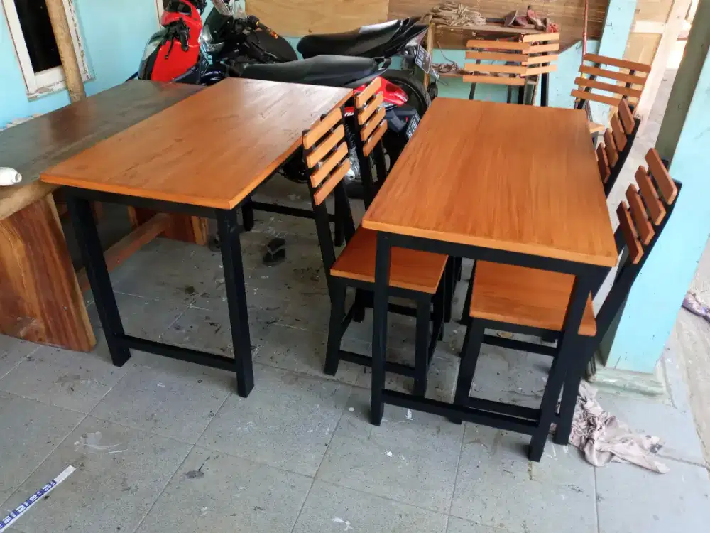 Meja resto dan cafe masakini