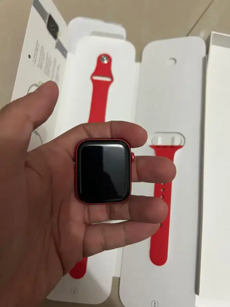 Apple watch series 6 44mm red edition