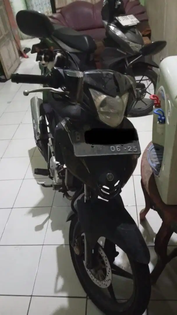 jupiter mx hitam 2010