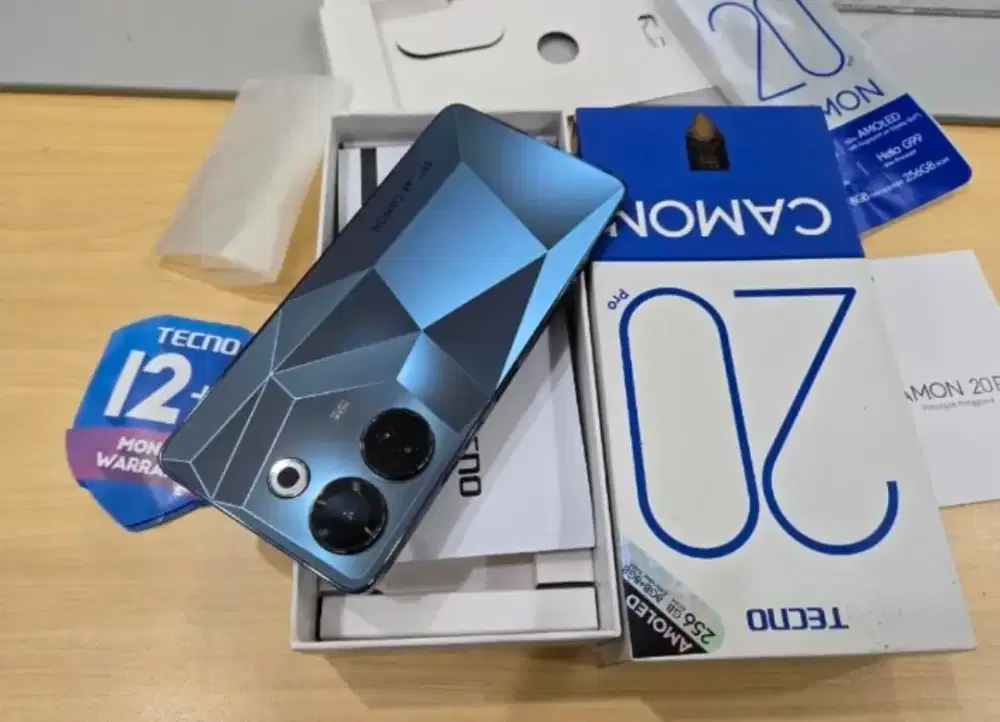 Tecno Camon 20 pro 8/256 Kondisi seperti baru
