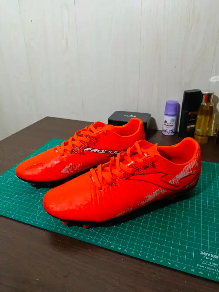 Sepatu Bola Joma Propulsion - Size 42 (100% Original)