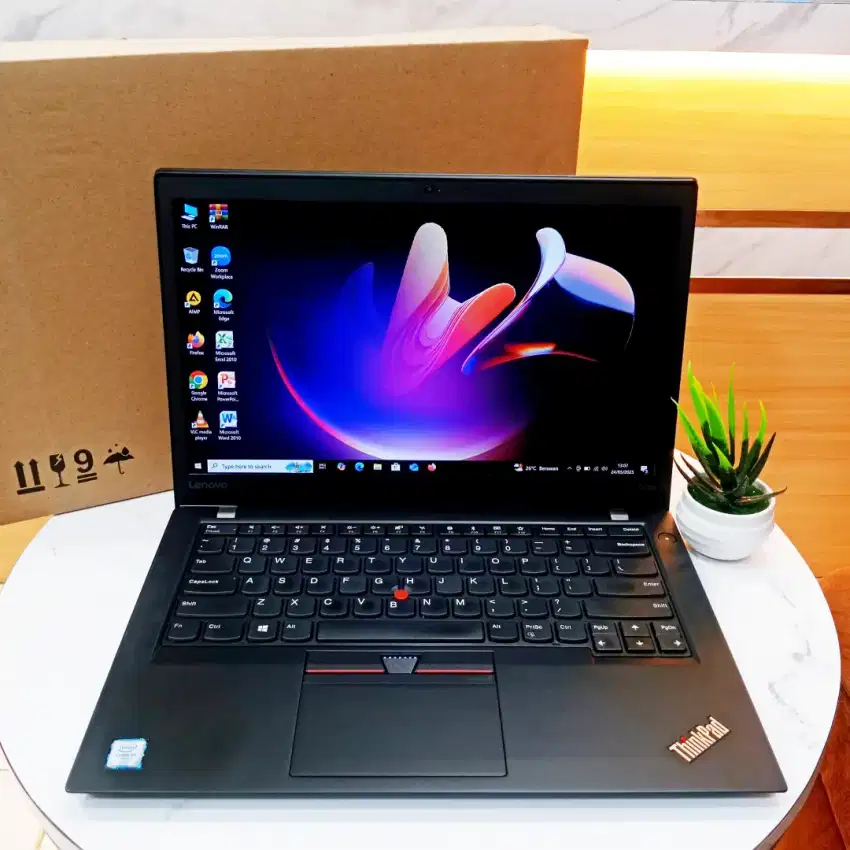 Lenovo ThinkPad T470s Intel Core i7 RAM 12 GB (DOUBLE BATRAI) MULUS