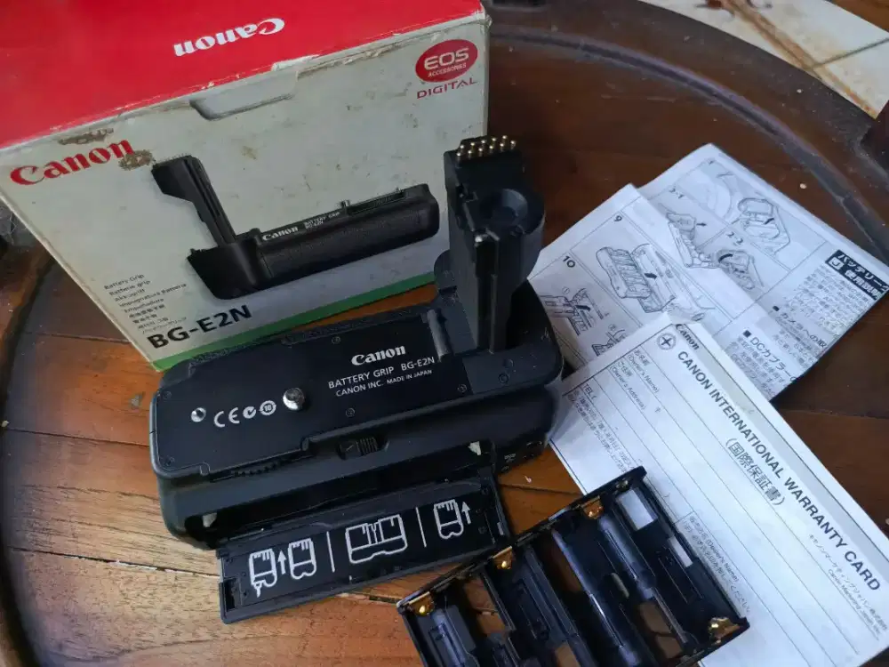 Battery Grip Canon BG-E2N for Canon 50D 40D 30D 20D Baterai Grip BGE2N