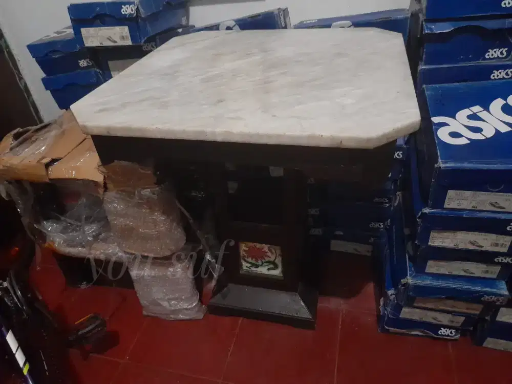 Meja Marmer Kanjeng Kanjengan Batavia antik kuno lawas jaman belanda