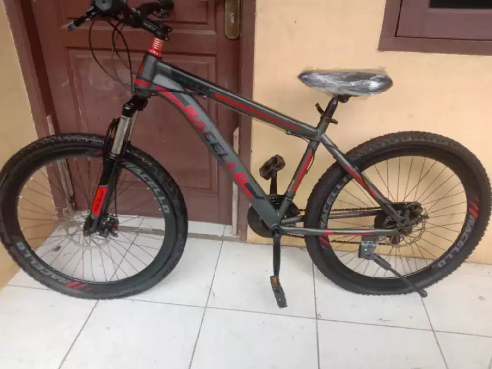 Dijual sepeda gunung RACELO mulus jarang pake