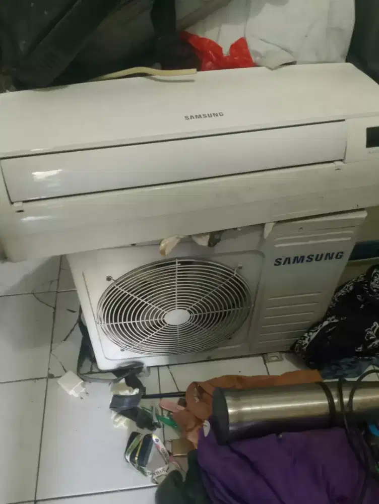 Dijual AC Merk Samsung Setengah PK