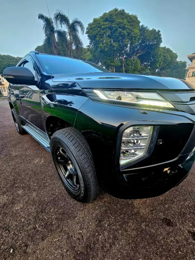 [Low Km 27.000] Mitsubishi Dakar 4x2 AT, 2021, Black