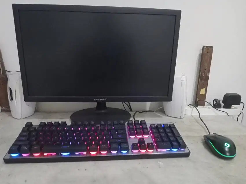 JUAL KOMPUTER GAMING INTEL CORE i5 16GB VGA RX 580 CPU COMPUTER no rog