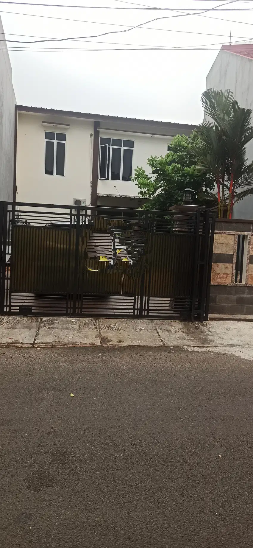 Jual rumah 2 lantai siap huni di Kosambi baru dekat greenlike citi