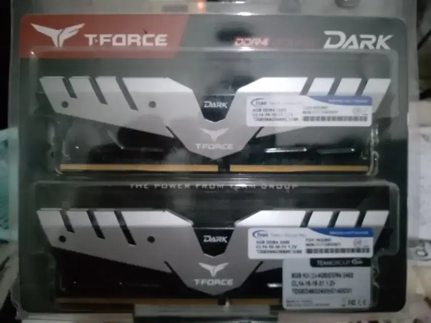 Barang Baru NOS - Memory T-Force DDR4 Gaming Dark 8GB (4GBx2) 2400MHz