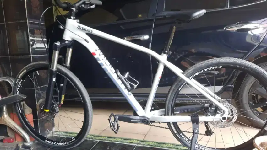 Mtb hybryd frame TA 27,5 ban maxxis detonator. Fork  TA angin (air)