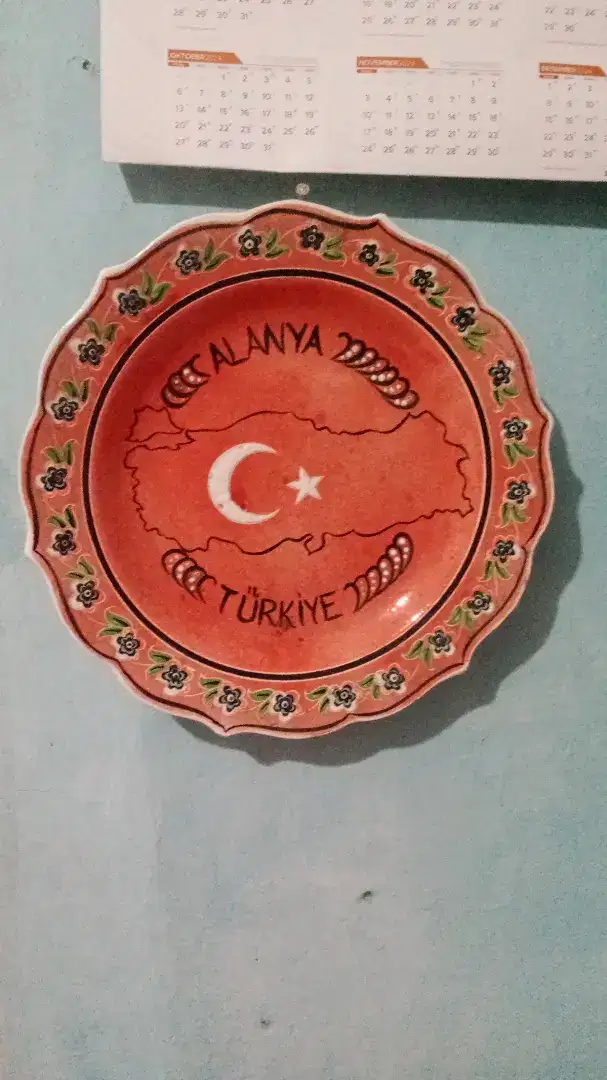 Piring porselen Turkiye