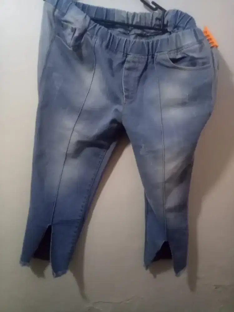 PL Celana Jeans Jumbo