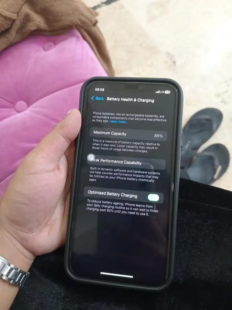 Jual ip 11 64 gb ori ibox