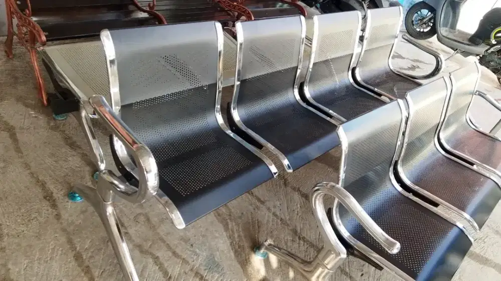 Kursi tunggu 4dudukan besi