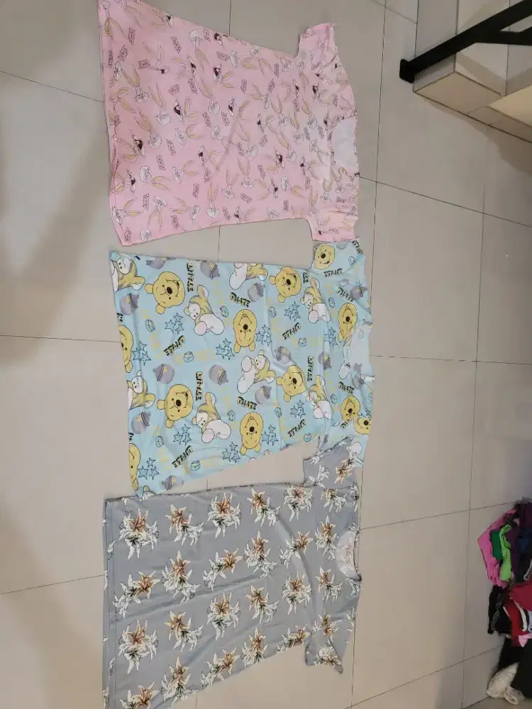 Baju tidur seperti di foto semua dan dalaman