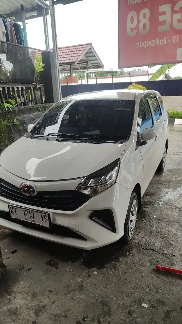 New sigra M 2023 km 10rbuan mulus jok plastikan bisa dp 5juta