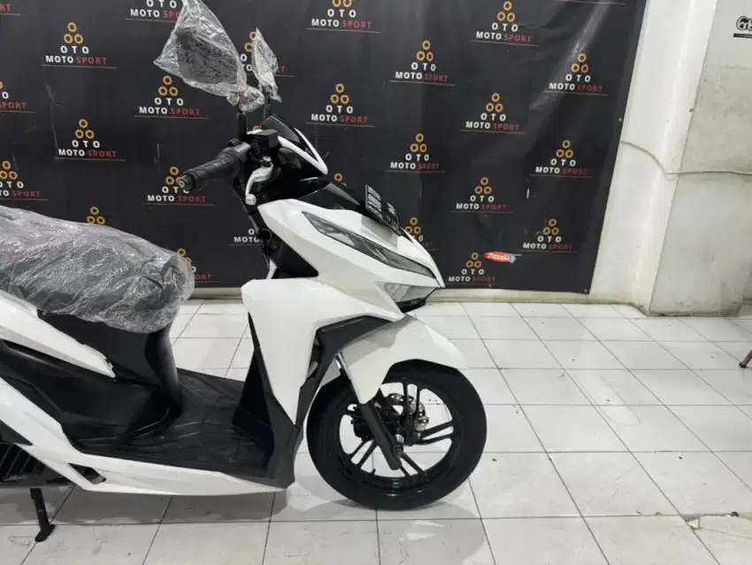 ganteng gesit  HONDA New VARIO ISS 125 2021