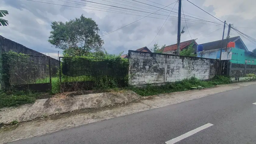 12 menit ke UGM tanah di Utara Jl Damai kaliurang ,SHM P unit
