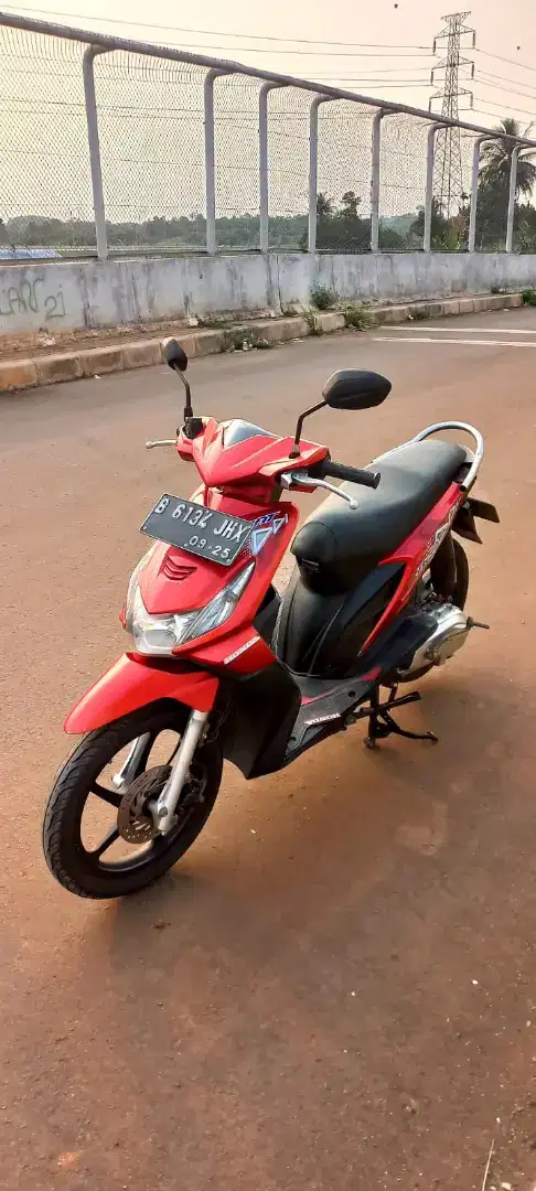 Dijual honda beat karbu 2010 ss lengkap pajak hidup