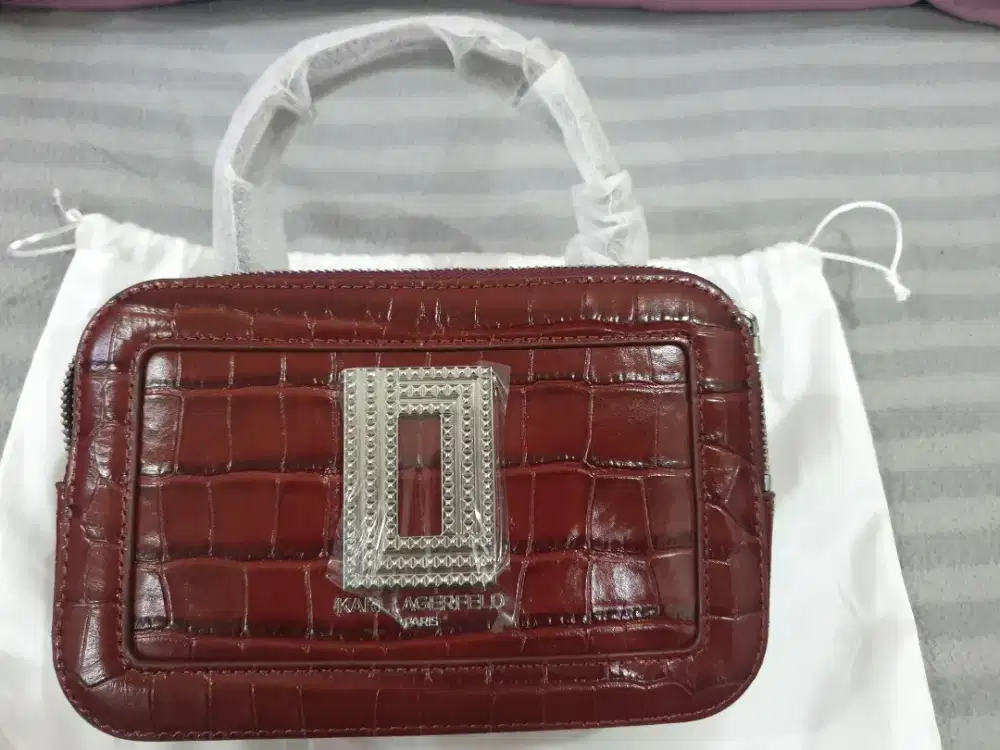 Karllagerfeld Simone Red