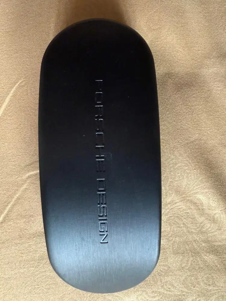 Di jual kacamata pria merk porche jarang pakai