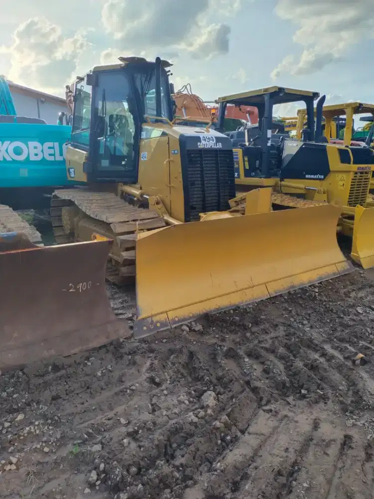 Bulldozer Caterpillar D3K Tahun 2025