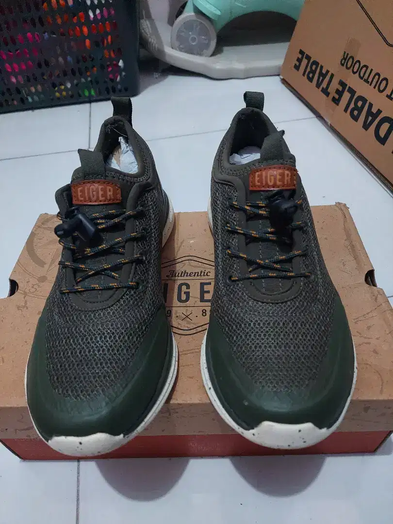 Sepatu Running Walking Sneakers Eiger Swazi