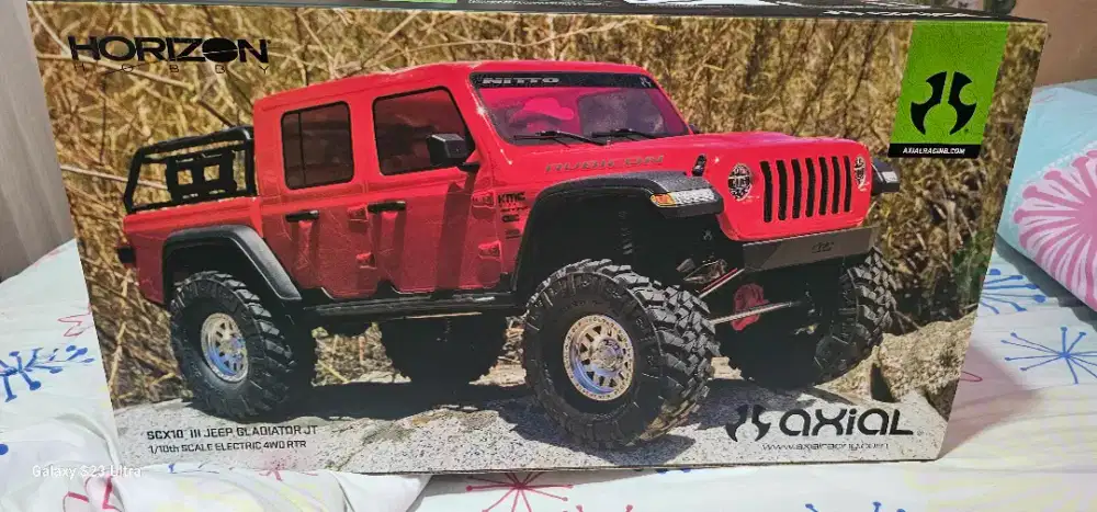 Dijual rc axial jeep gladiator 1 10