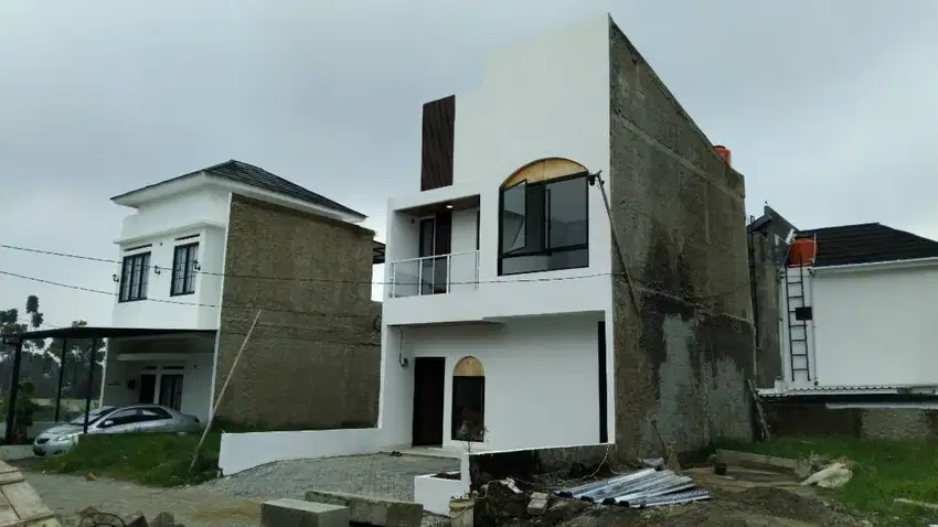 DIJUAL CEPAT RUMAH SEJUK DI KAWASAN VILLA LEMBANG