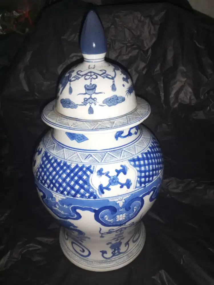 Antik guci China 45cm Rp.400rb
Mulus