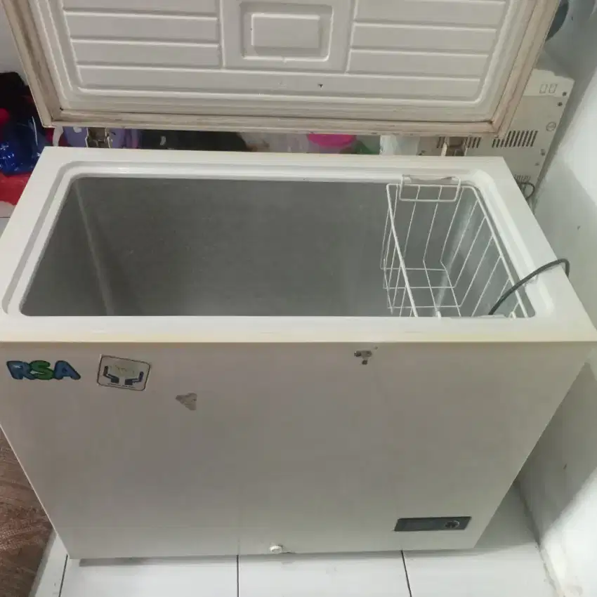 Freezer Box Rsa 200L