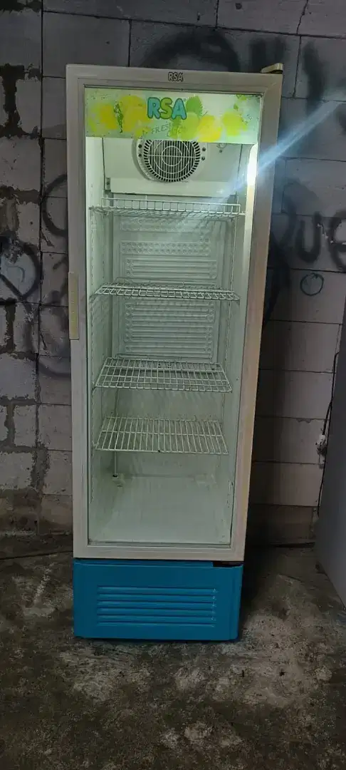Showcase 1 pintu RSA