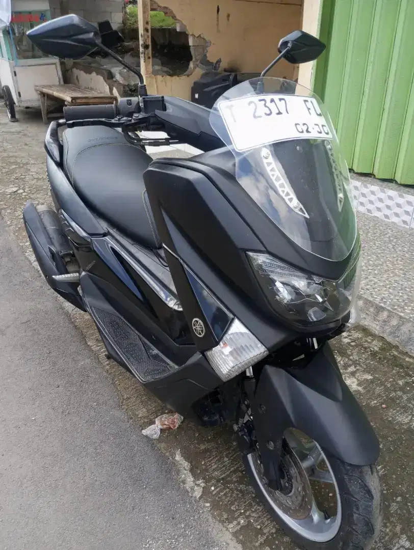 Yamaha Nmax plat T
