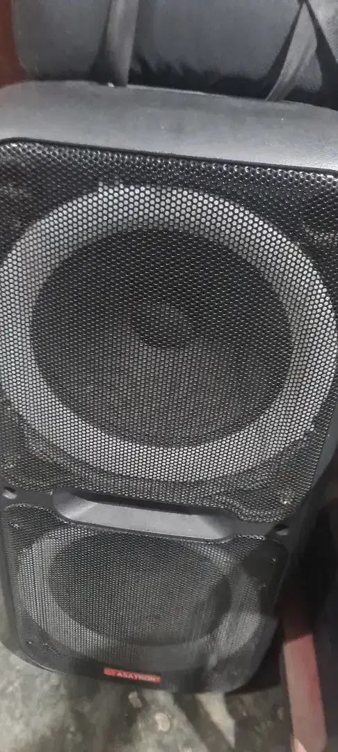 Speaker miting dan karoke portable