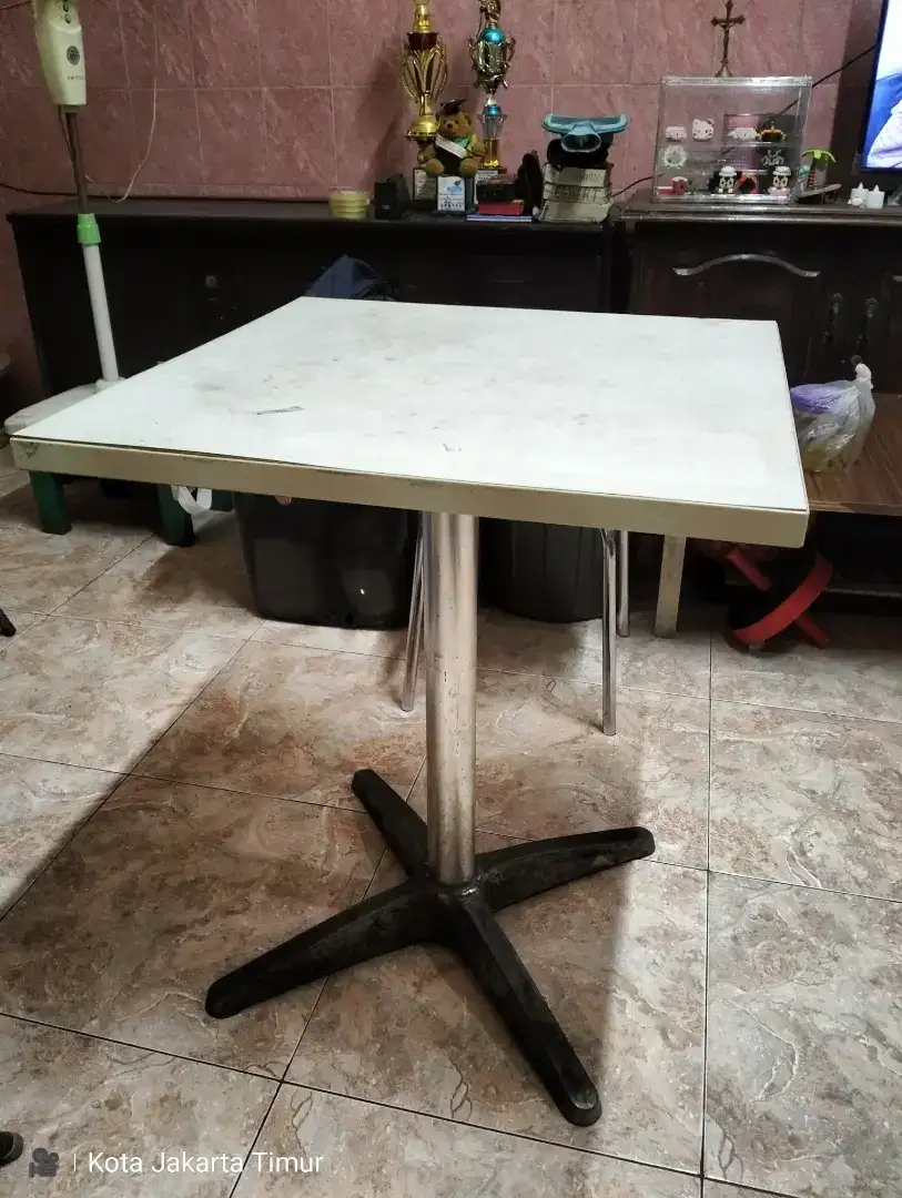 JualMeja Makan Resto, Lok Jakarta Timur