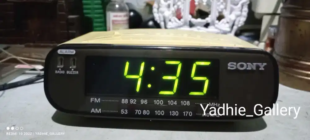 SONY DREAM MACHINE RADIO ALARM