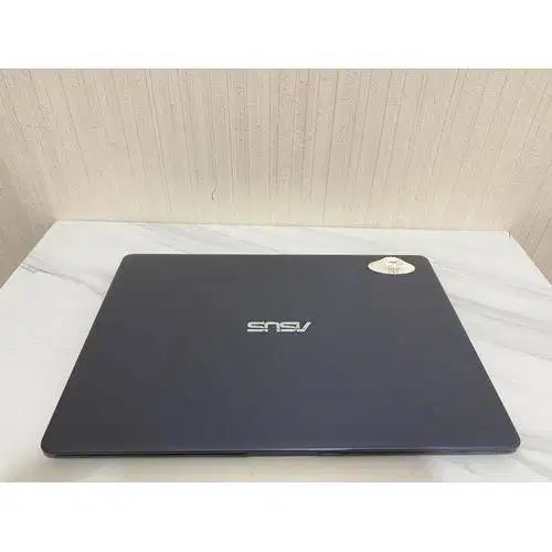 LAPTOP ASUS ZenBook UX331U i5 RAM 8GB SSD 256GB